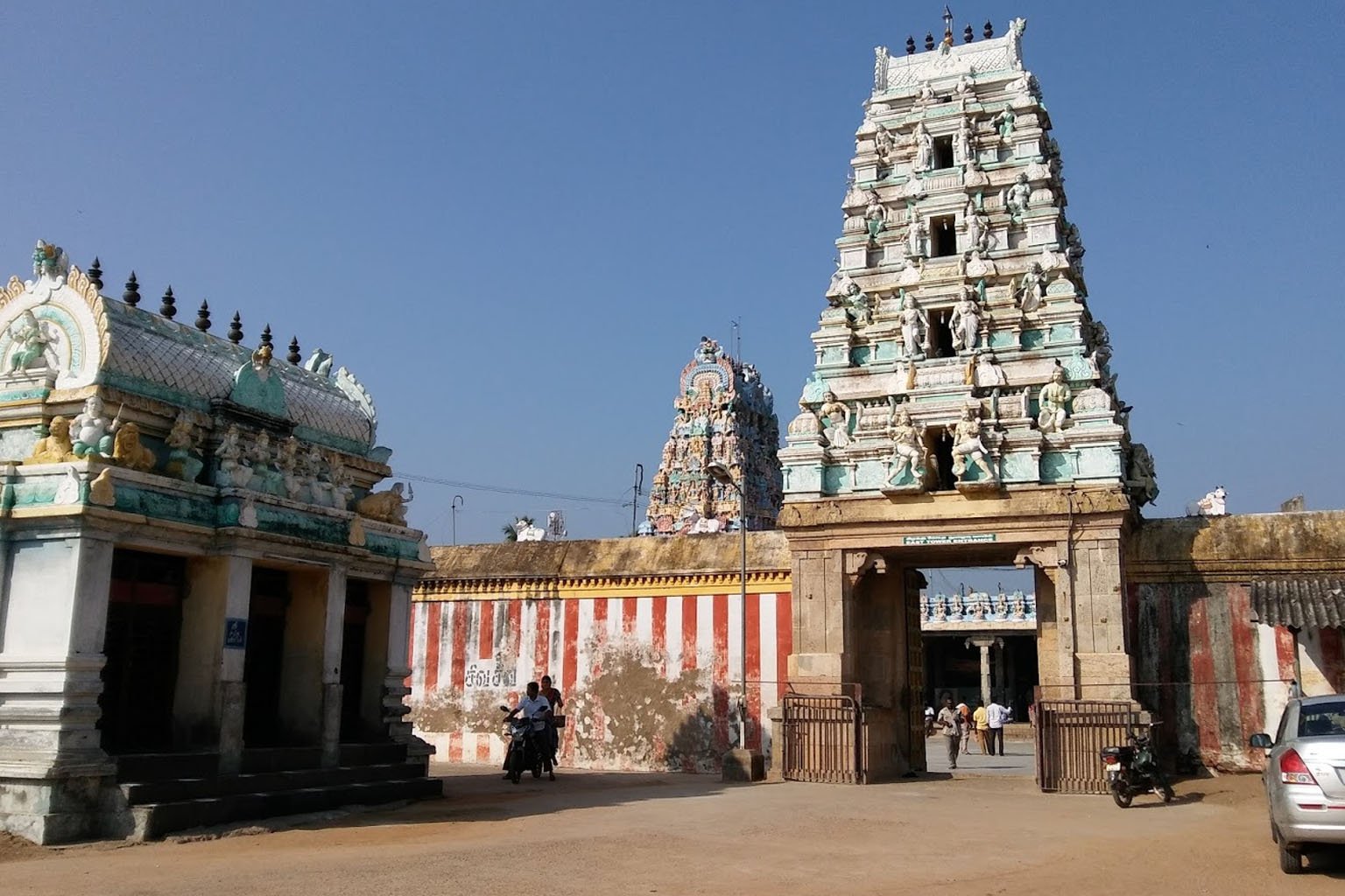 Alangudi Guru Temple
